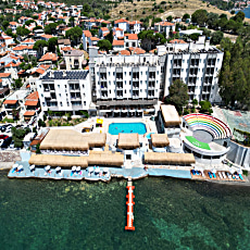 Leon Otel Foça
